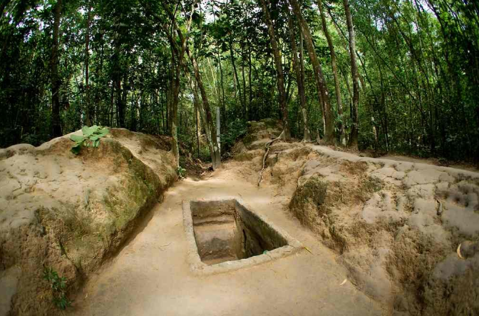 CU CHI TUNNEL TOUR