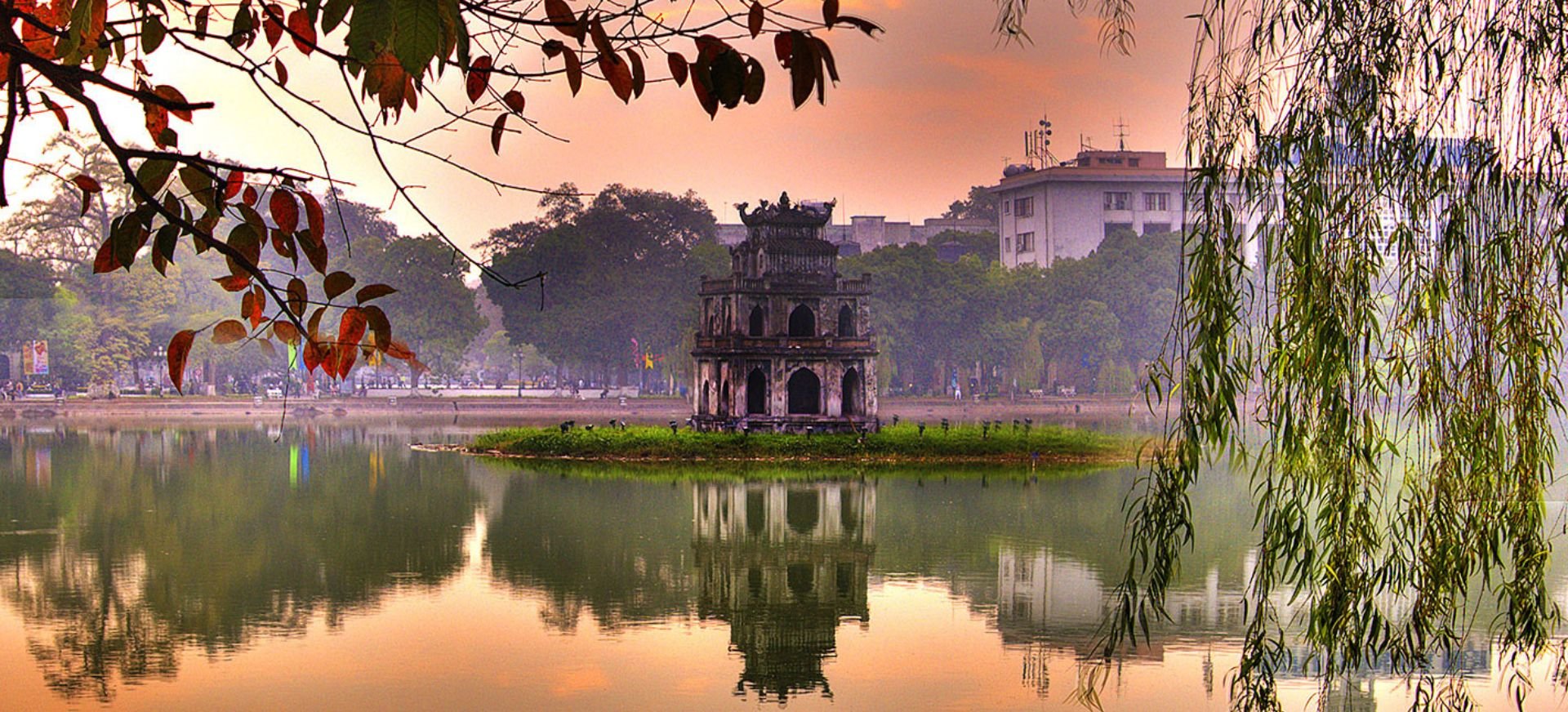 HA NOI EARLY MORNING TOUR