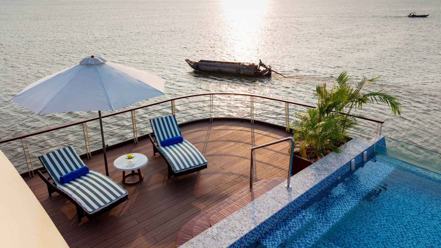 EXPERIENCE TRAVEL - 5-STAR CRUISE TO DISCOVER THE MEKONG RIVER - 3 DAYS 2 NIGHTS