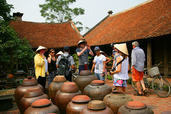 BAT TRANG POTTERY VILLAGE AND DUONG LAM ACIENT VILLAGE