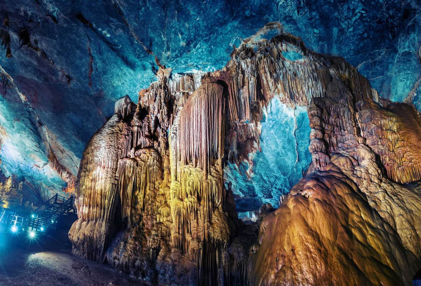 PARADISE CAVE - PHONG NHA CAVE - JOURNEY TO DISCOVER NATURAL MASTERPIECE